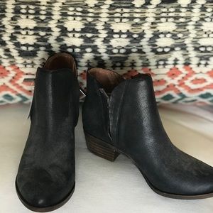 Lucky Brand boots size 6